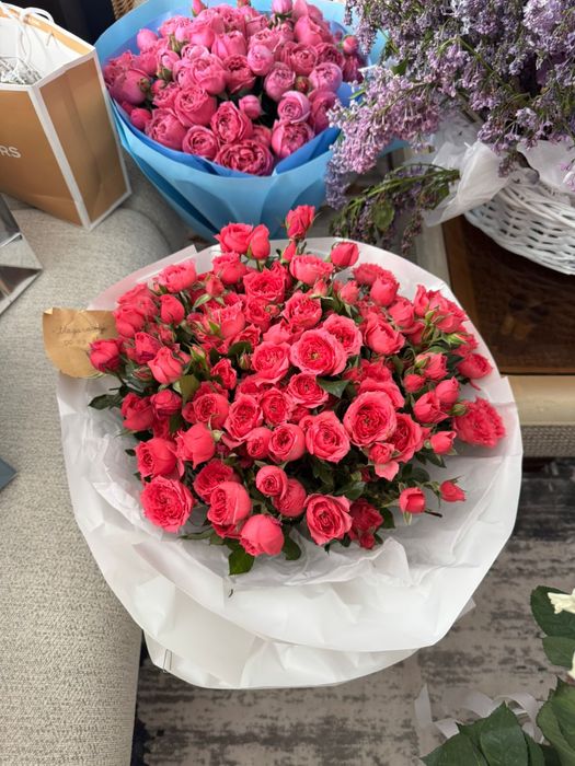 Букеты разные, срочно продам