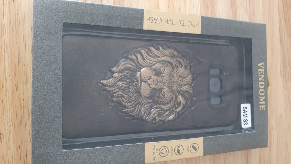 Продам чехлы для  планшета и телефонов Samsung