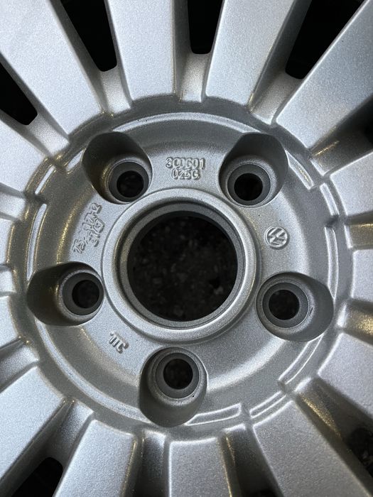 17 цола джанти за Фолксваген Пасат 5,5 2003 г