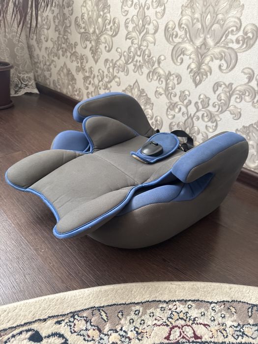 Продам детское автокресло