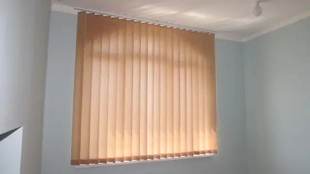 Продам жалюзи персикового цвета