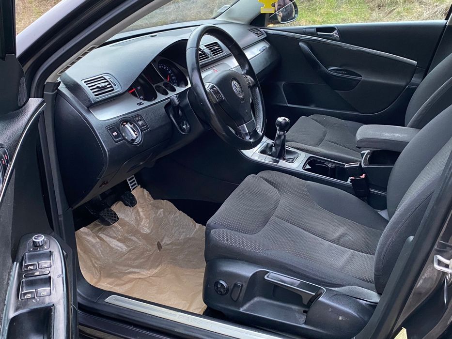 ~~Vw Passat 1.9 TDI 105 C.p BKC Impecabil Fără Rugina Adus pe Roți Țol