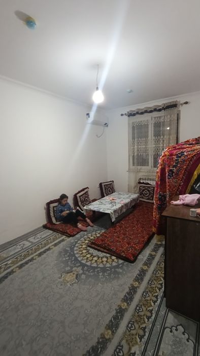 Yashnabod tumani olmos mahallasi 3/2/16  srochna sotiladi