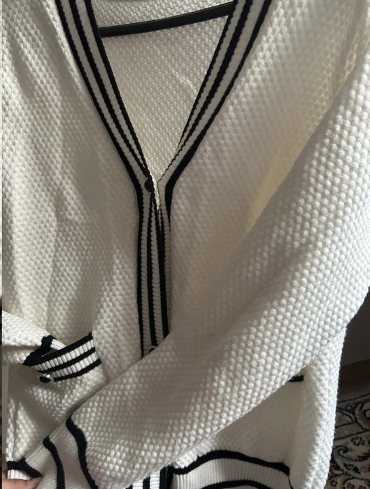 белый кардиган размер:S/M