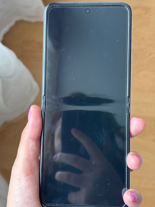 Moto razr 60 Swarovski
