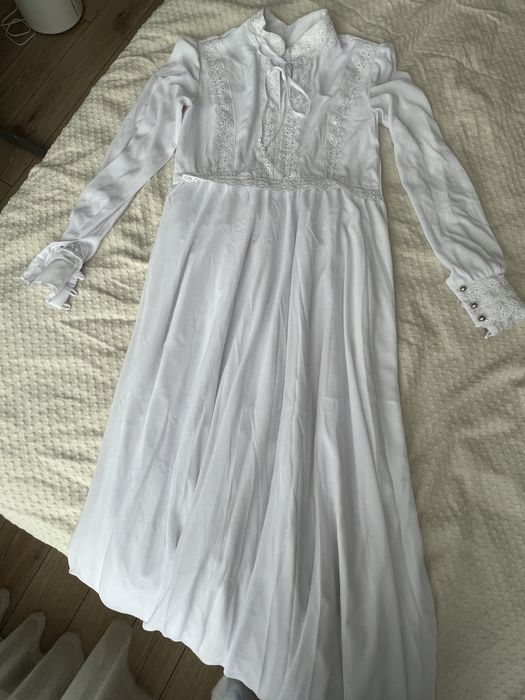 Продам платье + камзол