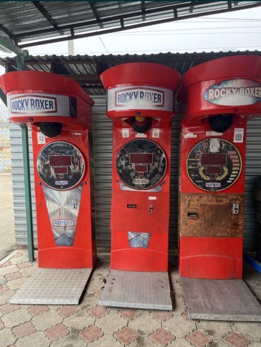 Продам рокки боксер