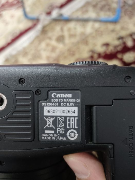 Срочно продается Фотоаппарат Canon 7D Mark 2