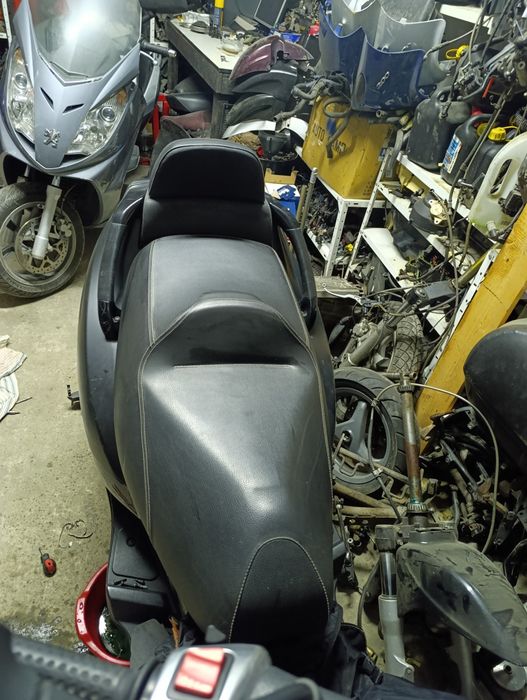 Piaggio mp3 125 На Части