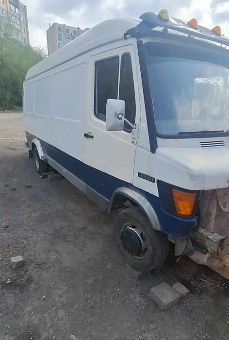 Мерседес 410д грузовой