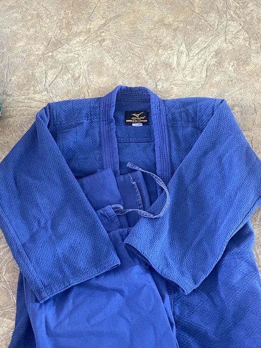 Продается кимано для дзюдо/джиу джитсу