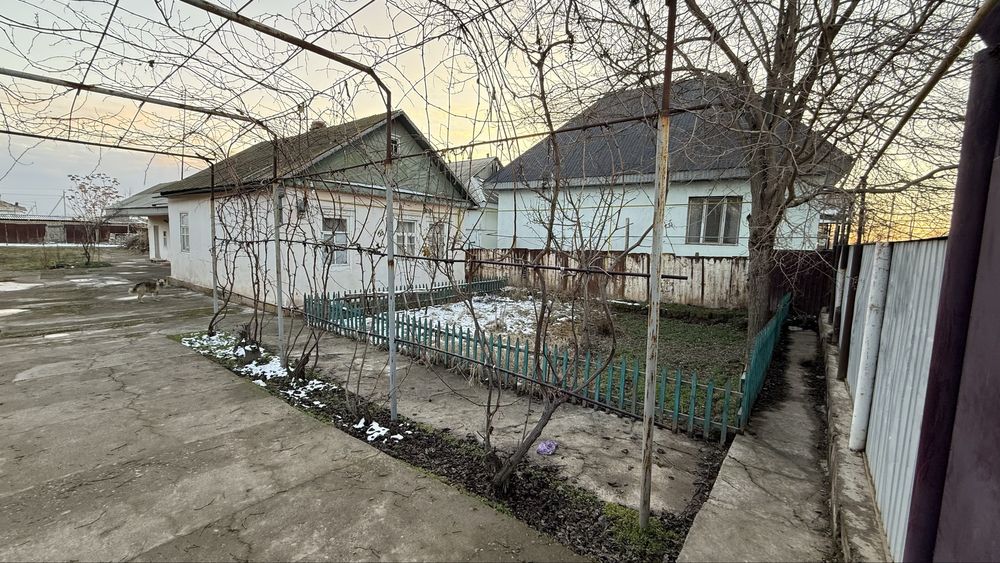 Үй сатылады - Дом продается