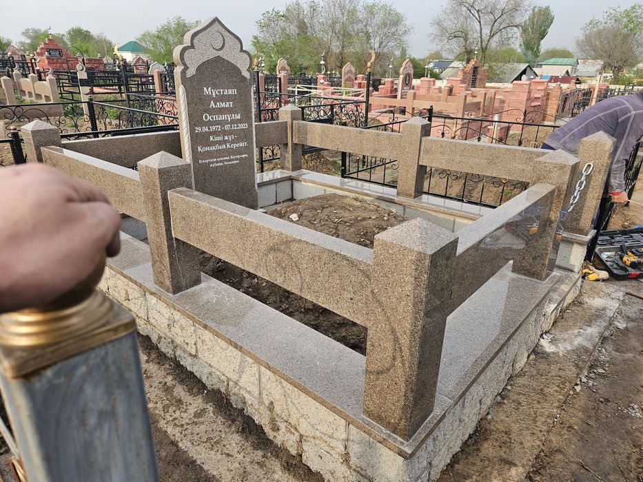 Ескерткіш құлып тас гранит мрамор