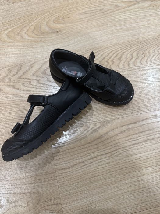 Туфли  для девочки в школу