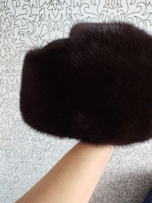 Продам норковую шапку ушанка