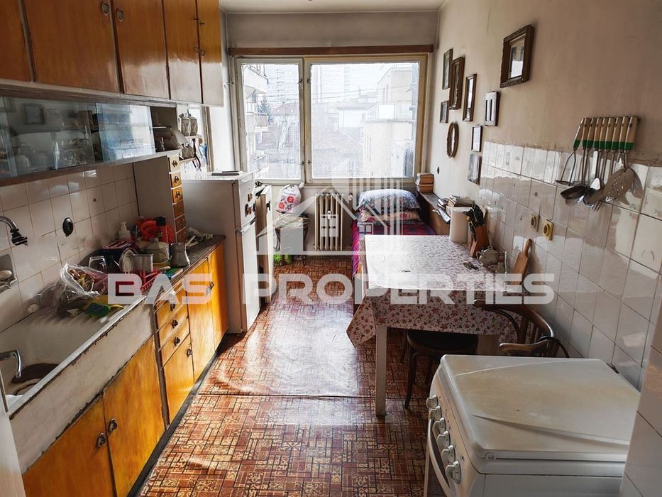 3-стаен в София-Красно Село площ 97