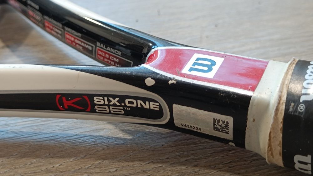 Професионална тенис ракета Wilson SIX .One 95