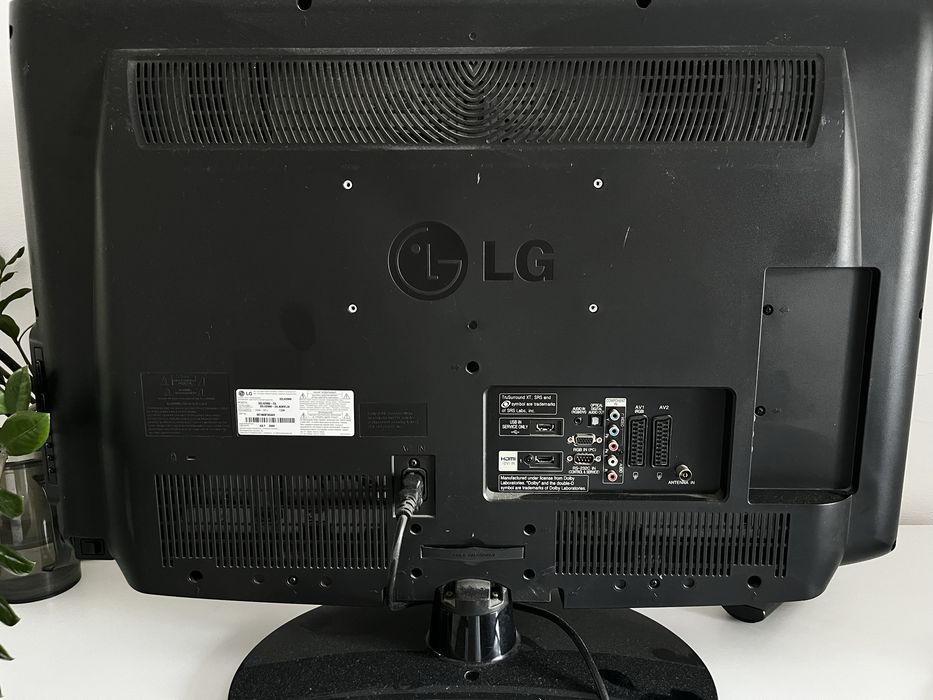 Телевизор LG 32LH2000