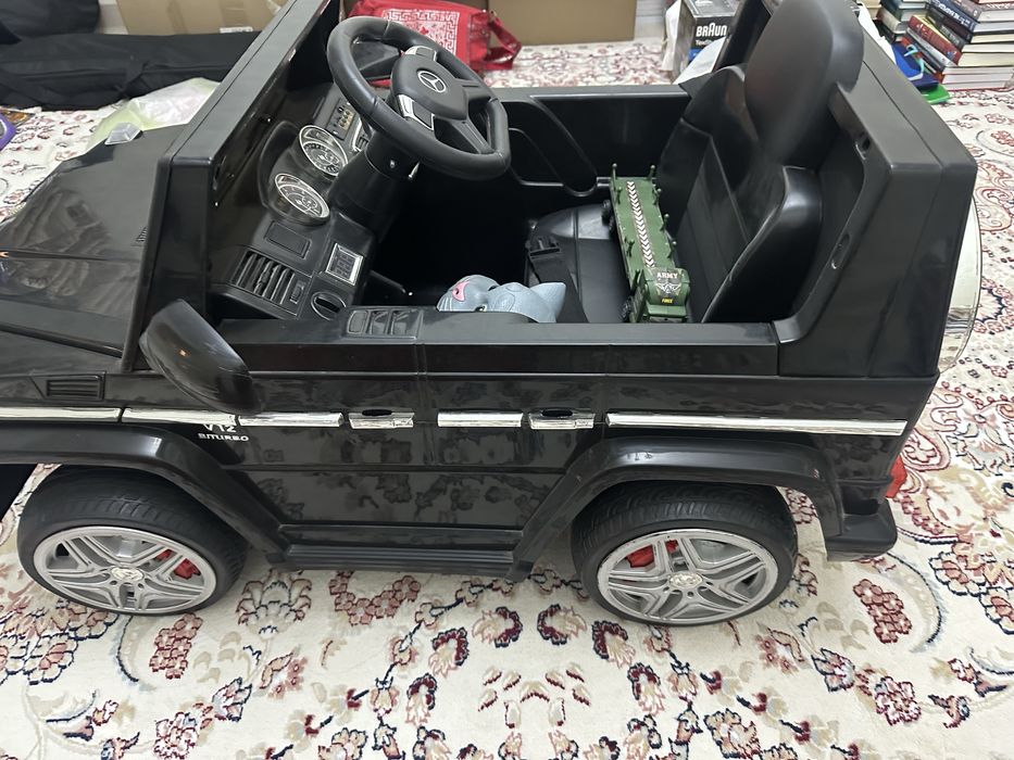 Машина электромобиль