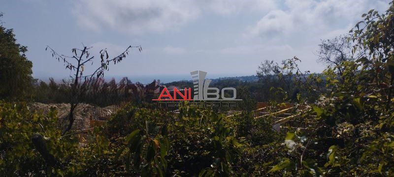 Парцел в Варна, област-м-т Манастирски рид площ 1200 цена 82900