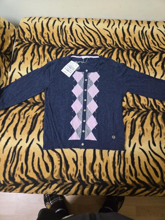 Дамски пуловери и пижами