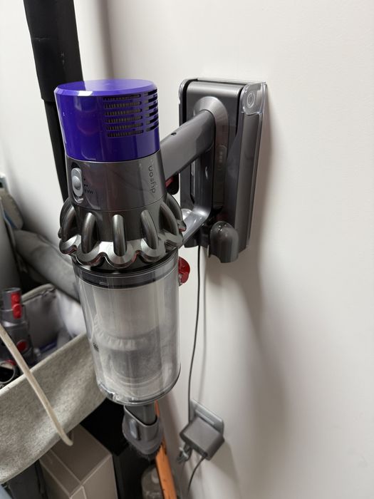 Dyson V8 Absolute