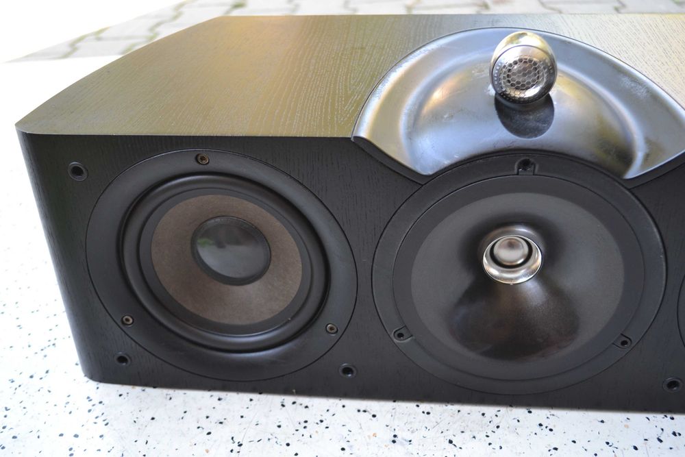 Centru KEF Reference model 202C