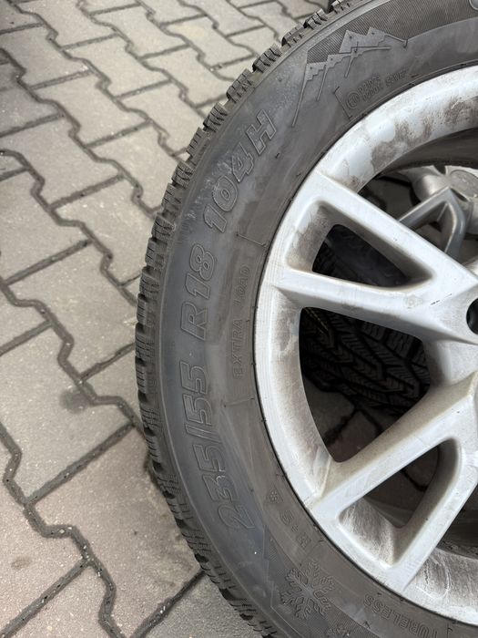 Anvelope de iarna 235/55 R18-4 buc. Jante Audi originale cu cauciucuri
