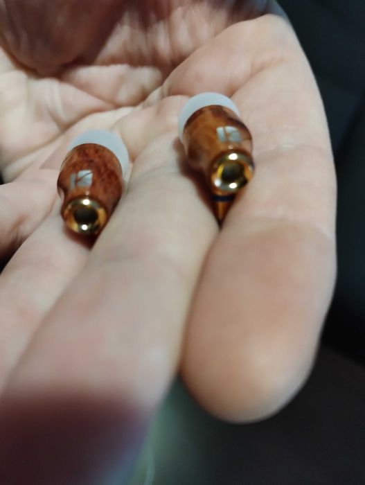 Casti inear din lemn KBEAR KW1