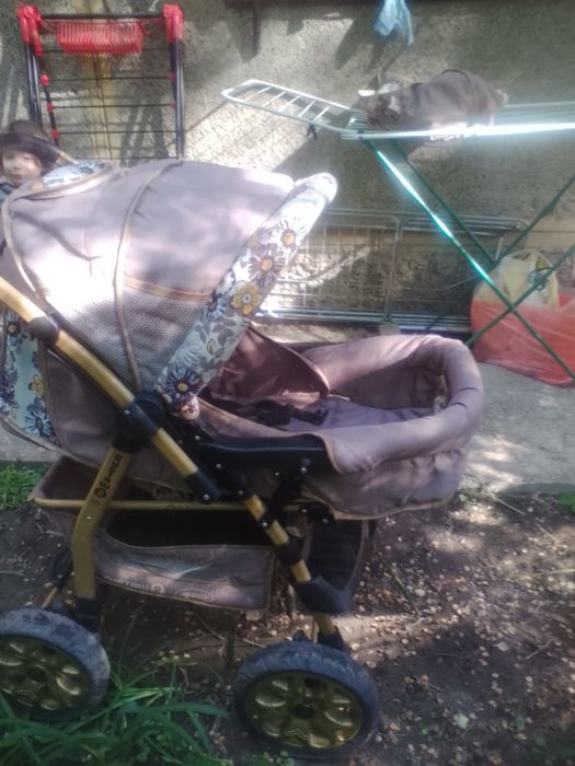 Продам коляску зима-лето