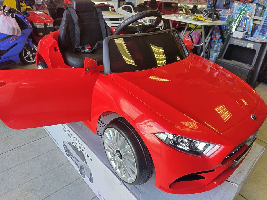 MERCEDES-BENZ 12V Акумулаторна кола CLS 350 червен