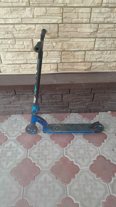 Продам трюковой самокат