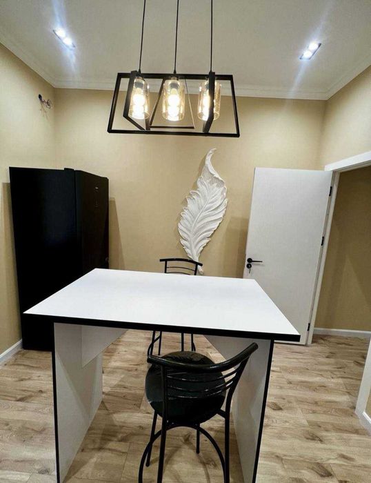 Ойбек 78м2 Высокопотолок ЕВРО ремонт 3/3/3