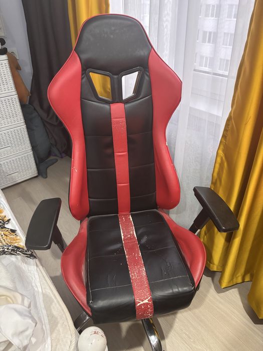 Игровое компьютерное кресло, черный