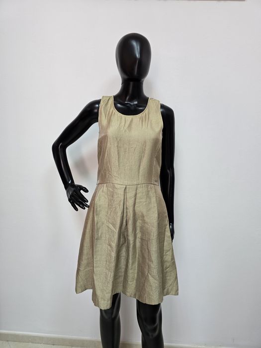 Рокля Armani exchange.