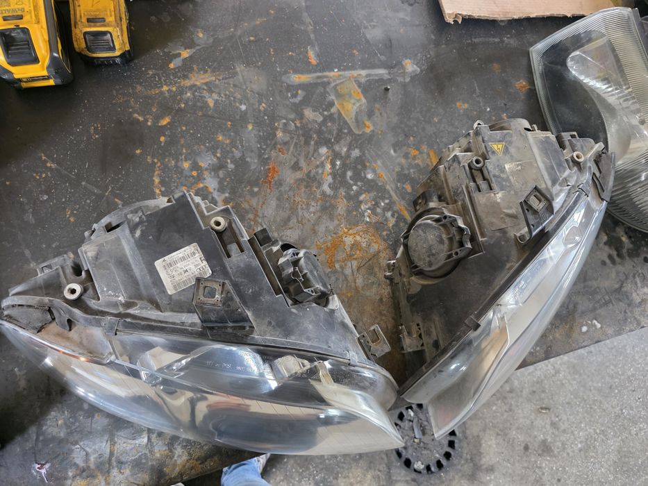Far Bixenon Audi A4 B7 Faruri Xenon A4 B7