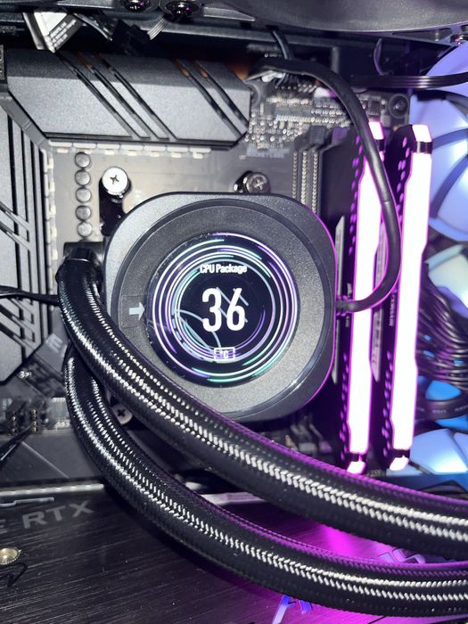 Memorie RAM Corsair Vengeance RGB PRO 32GB (2x16GB) DDR4 3000MHz CL15