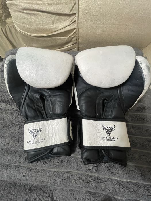 Manusi de box Knokout