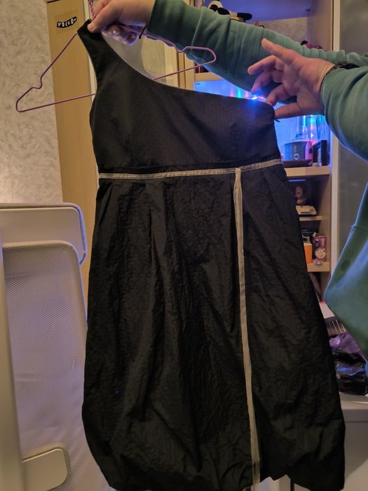 Рокля с една презрамка