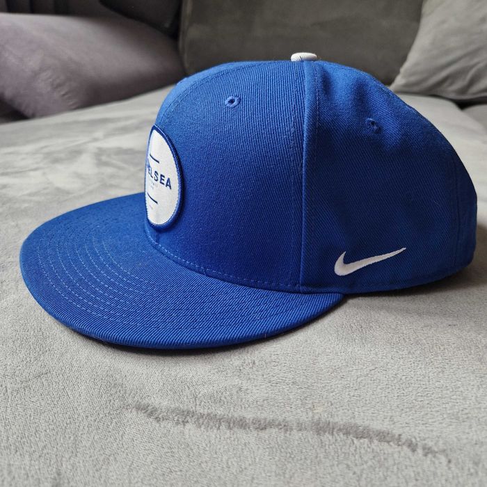 Оригинална шапка, подарък от Chelsea FC Foundation, марка Nike, нова