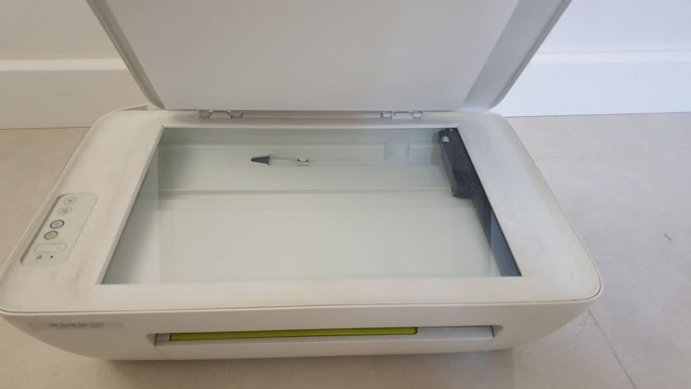 Принтер, сканер, ксерокс HP DeskJet 2130