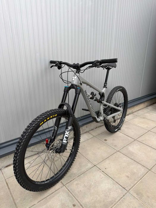 Планински ендуро велосипед Nukeproof mega 275 2021