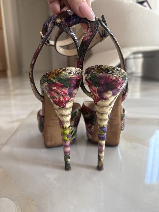 Питон Jimmy Choo високи сандали