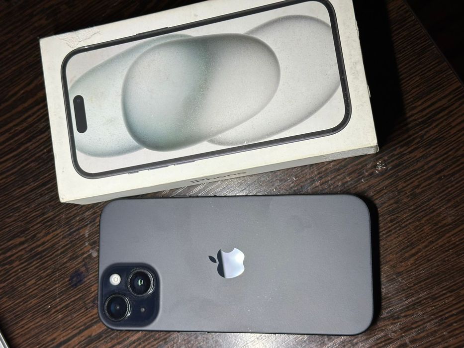 Продам айфон  15