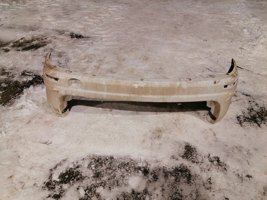 Бампер от Ларгуса