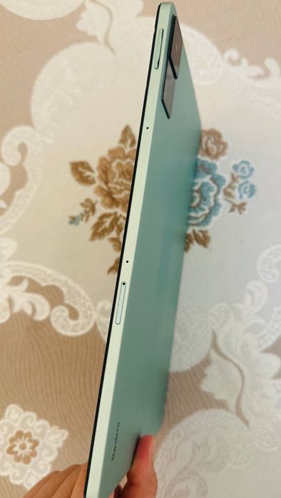 Redmi pad 6 holati yaxshi teppasida biroz xasta bõlgan xolos