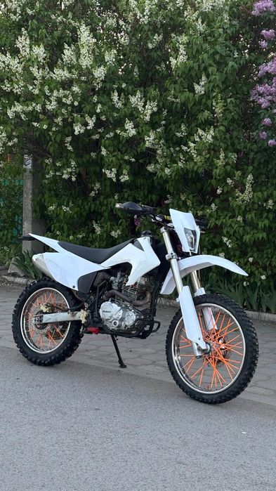 Продам мотоцикл эндуро