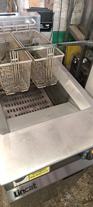 Фритюрник професионален LINCAT VORTECH  газ