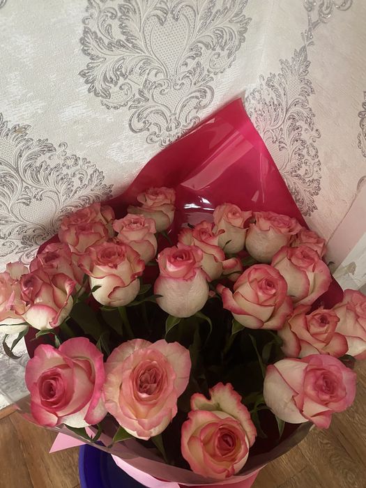 Продам букет цаетов 21 роз