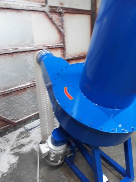 Tocator granulator polistiren